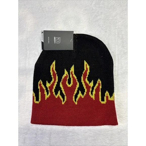 NWT Decky Original Stocking Cap, skull Cap black red yellow flames Free Shipping - Picture 1 of 4